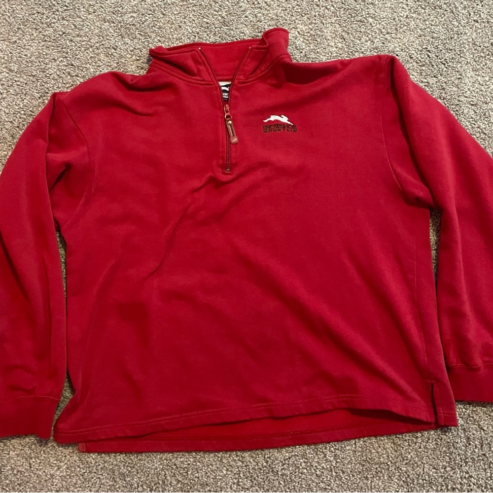 Red Snowshoe Mountain 1/4 zip pullover - Size L